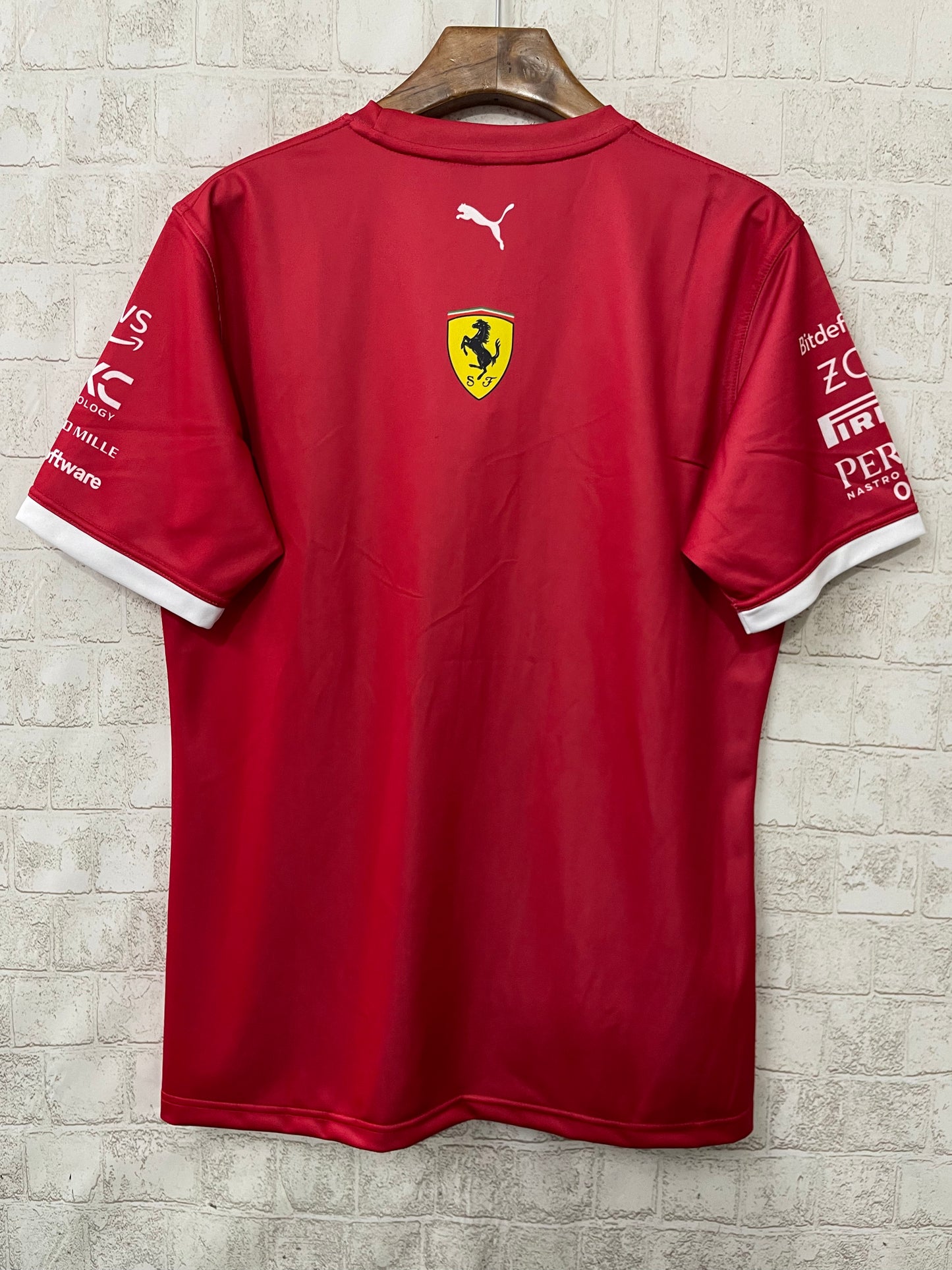 CAMISETA STREET SCUDERIA FERRARI TEAM MASCULINA 2025