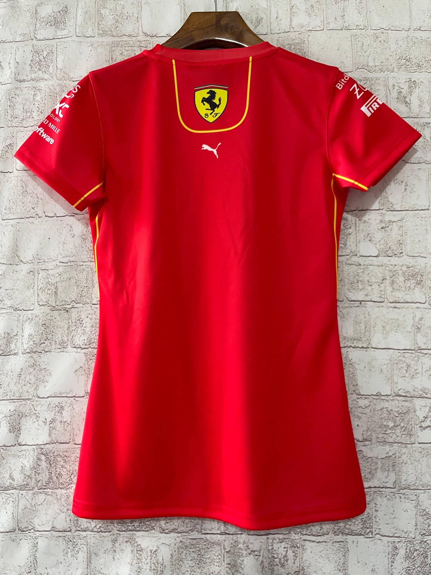 CAMISETA SCUDERIA FERRARI TEAM FEMININA