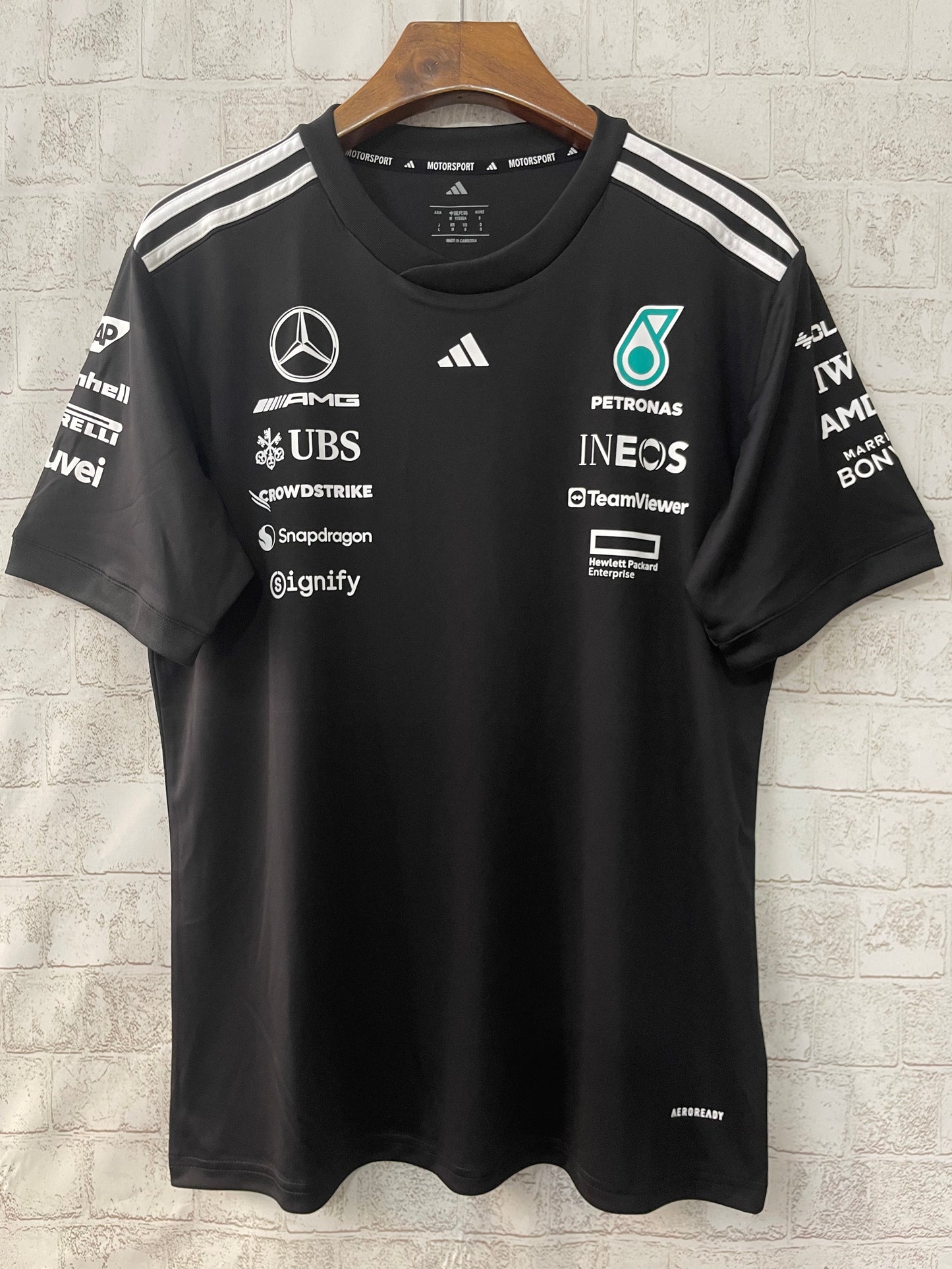 CAMISETA MERCEDES TEAM MASCULINA 2025