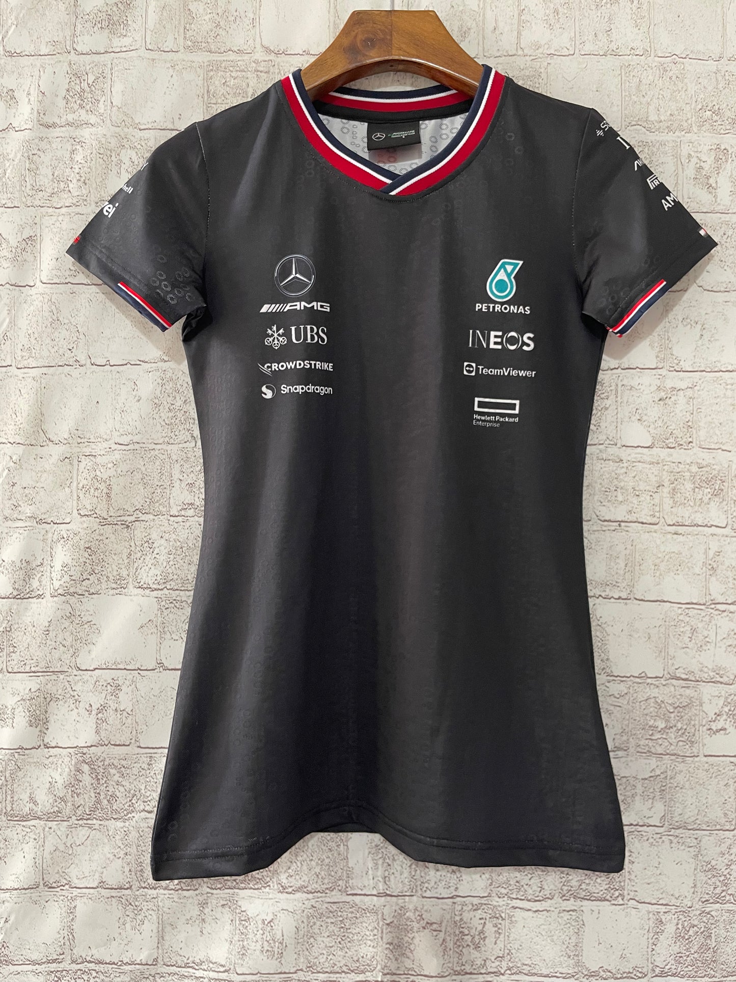 CAMISETA MERCEDES TEAM FEMININA